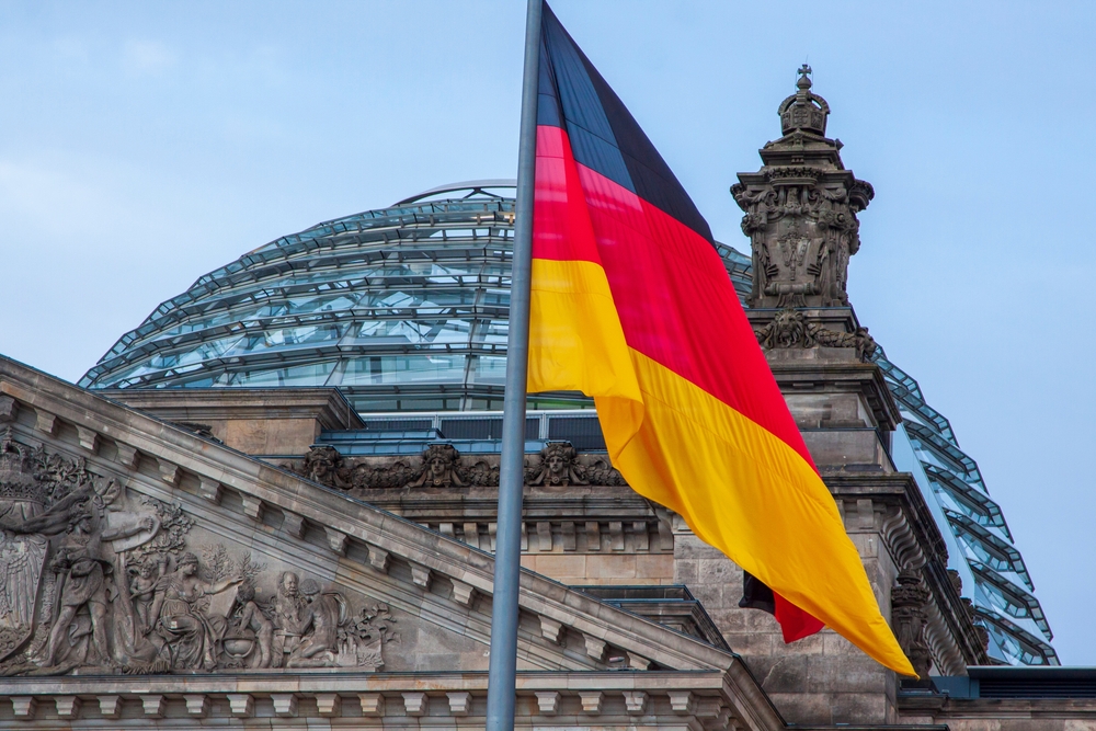 shutterstock_2508296357_Juan Garcia Hinojosa_Reichstagsgebäude_Frei