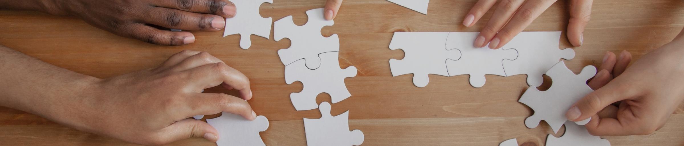 Kooperation: gemeinsam ein Puzzle legen - gemeinsam ein Problem lösen