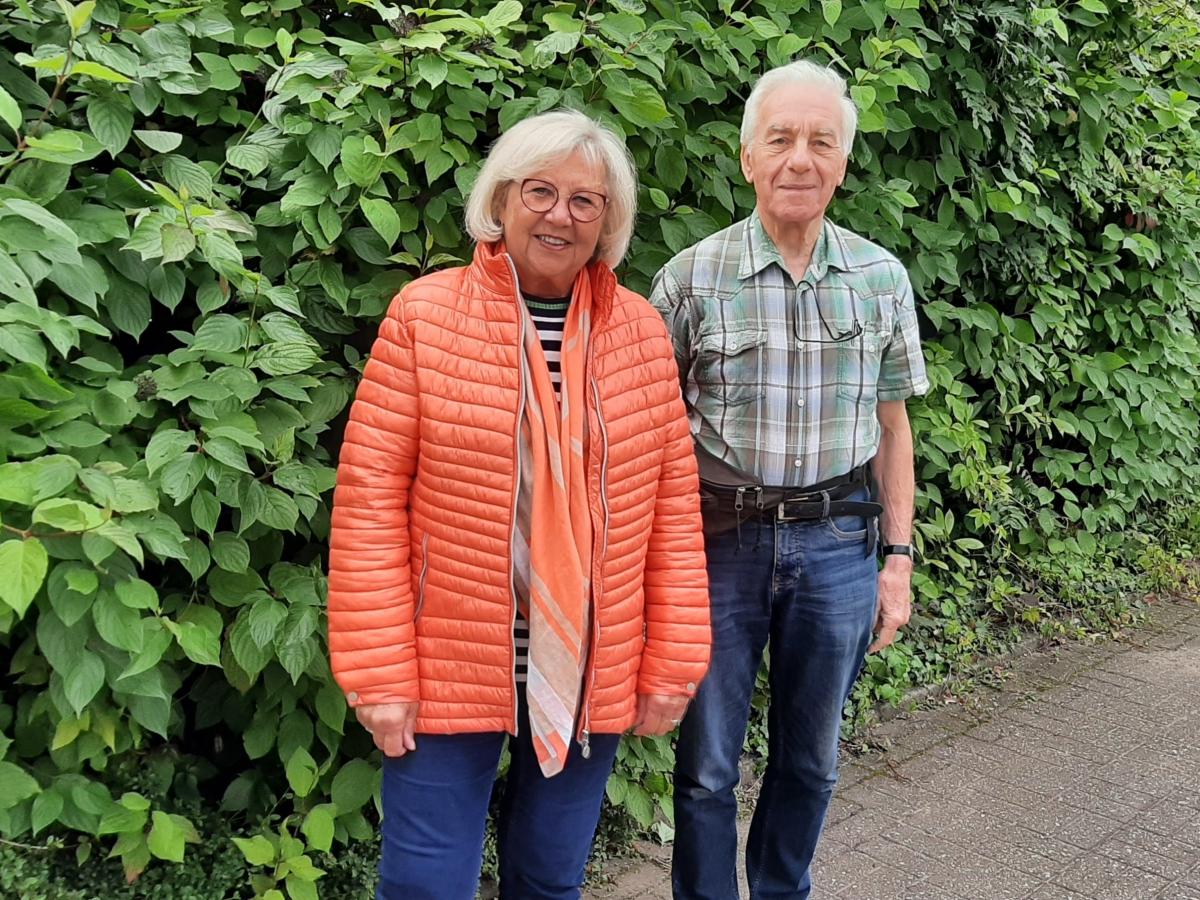 Doris Harnisch und Klaus Neugebauer vom  Flüchtlingshilfeverein Puhlheim