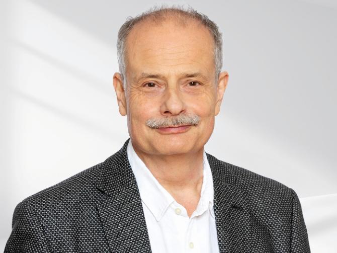 Prof. Dr. René Buchholz