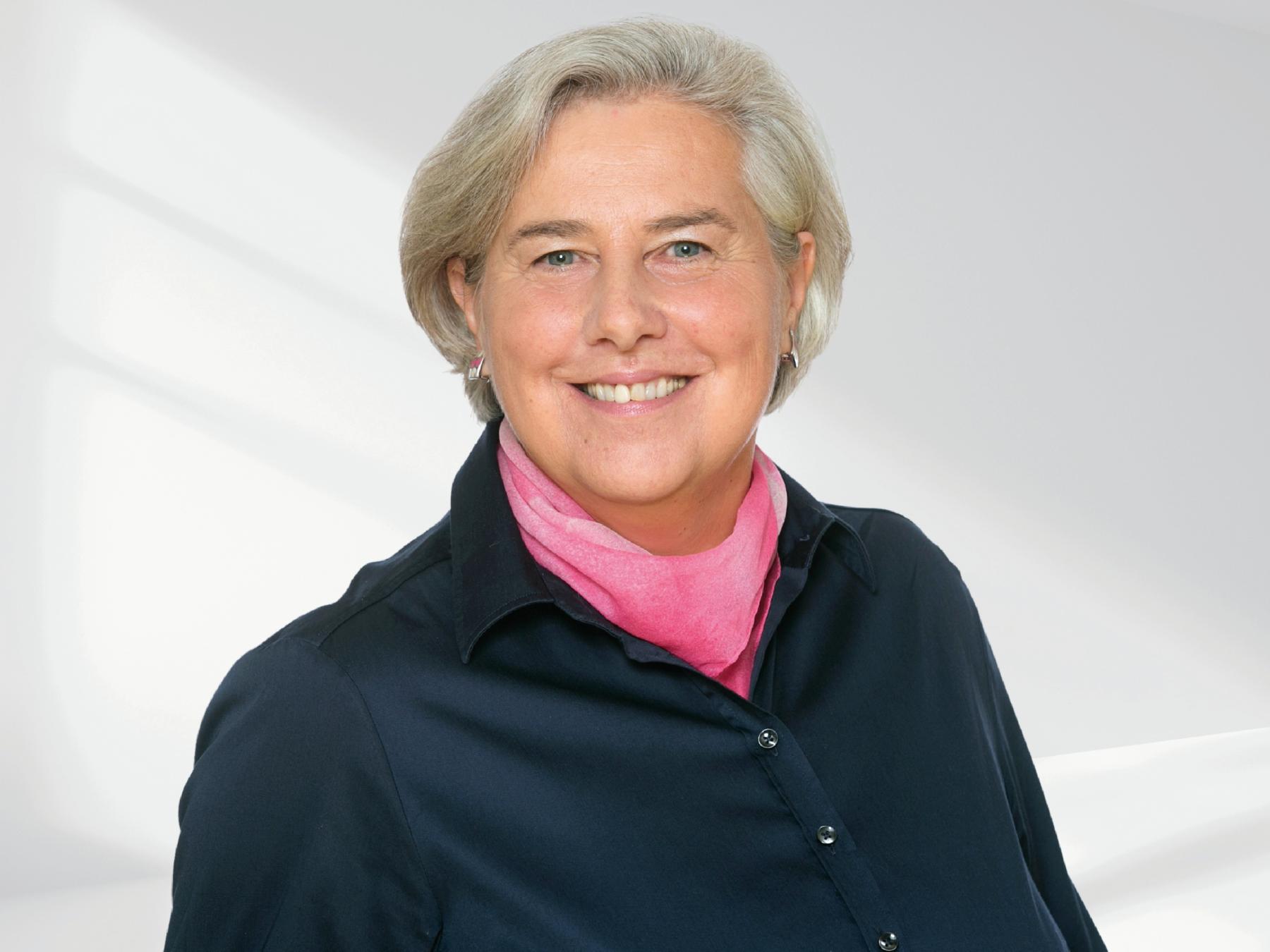 Brigitte Sarwas, Bildungswerk Bonn