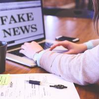 fake-news-4881488_by_memyselfaneye_pixabay_pfarrbriefservice (c) Pixabay_memyselfaneye fake-news-4881488_by_memyselfaneye_pixabay_pfarrbriefservice