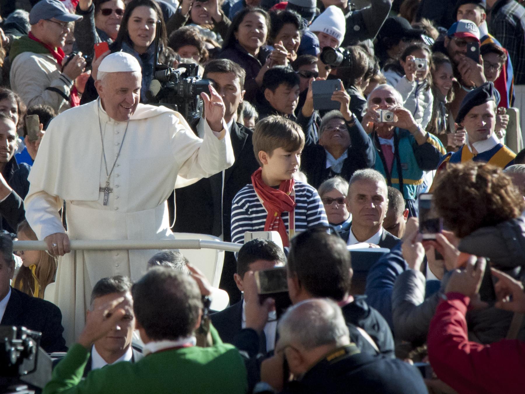 Papstaudienz auf dem Petersplatz in Rom_Erzbistum Köln - Jelen_Frei mit Nennung Copyright