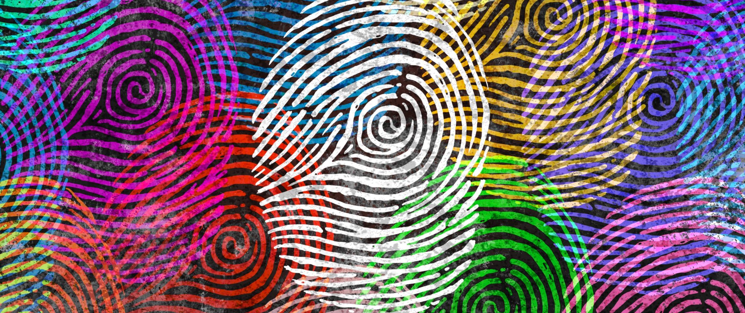 shutterstock_1034738296_Lightspring_Fingerabrdücke_bunt_frei