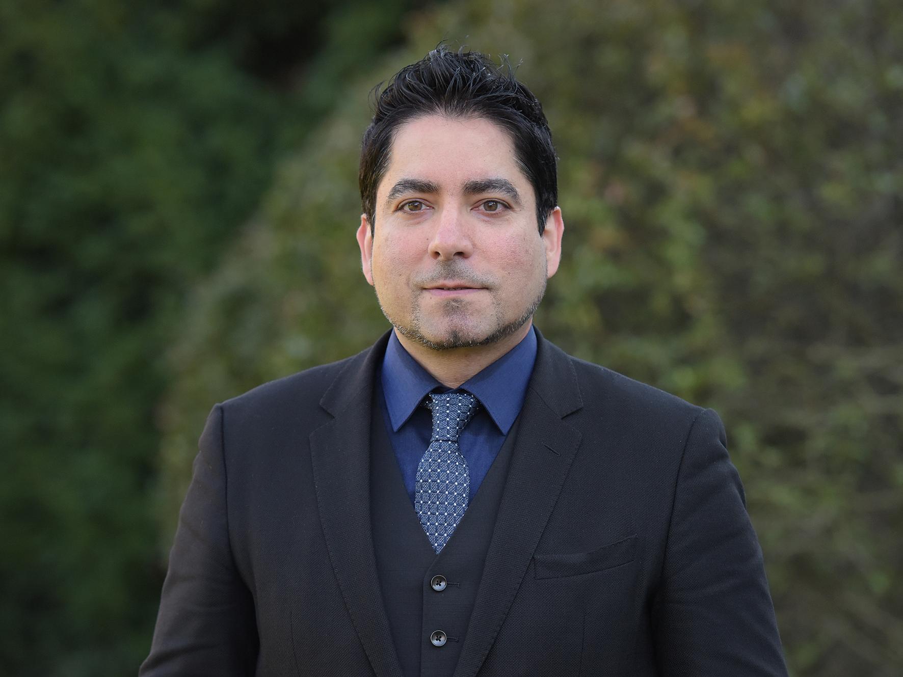 Prof. Dr. Mouhanand Khochide