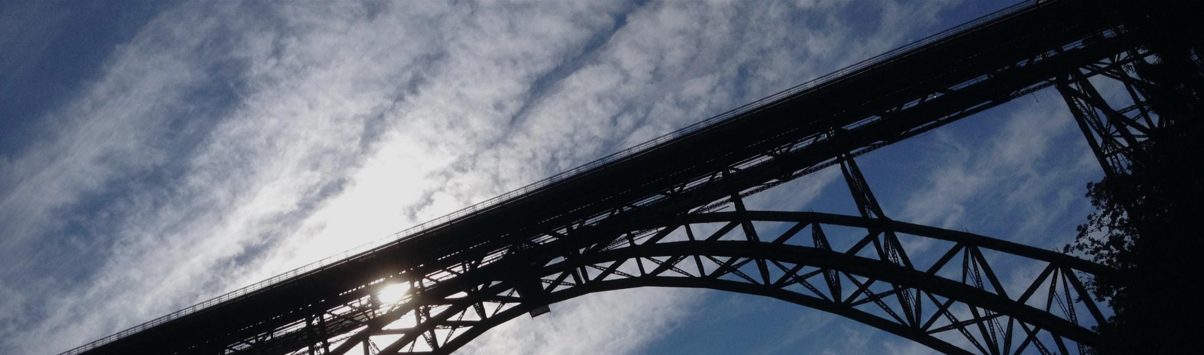Müngstener Brücke, vom Tal aus aufgenommen